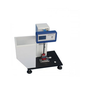 Machine d'essai de charpique d'impact à pendule pour l'évaluation des matériaux plastiques - Product Image 2