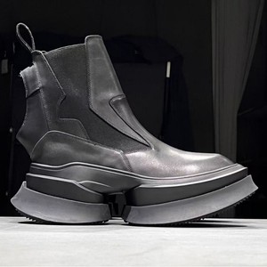 Botas de hombre de estilo oscuro, de media caña, con suela gruesa, botas Chelsea de piel de vaca, botas cortas. - Product Image 4