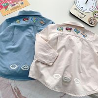 Chemise à revers pour garçons de style japonais avec broderie 3D motif avion, ours et nuage, chemisier décontracté à manches longues pour le printemps et l'automne