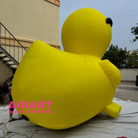 Canard gonflable géant Décoration Couleur jaune avec lunettes de soleil Modèle de dessin animé animal gonflable