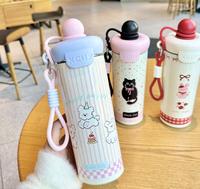 Mignonne tasse isotherme portable en acier inoxydable 316 de 600 ml, anti-fuite, avec couvercle à lanière, réutilisable, idéale pour l'école, la maison ou comme cadeau