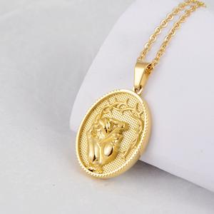 Hip Hop sosteniendo cigarrillo mano impermeable deslustre libre Pvd Acero inoxidable moda joyería colgante collares hombre hombres hombre - Product Image 2