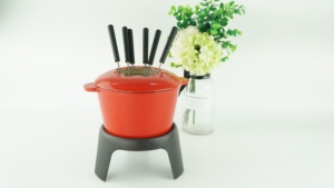 2022 gros émail chocolat petit <span class=keywords><strong>fromage</strong></span> <span class=keywords><strong>fondue</strong></span> Pot ensemble et 6 fourchettes à <span class=keywords><strong>fondue</strong></span> populaire - Product Image 4
