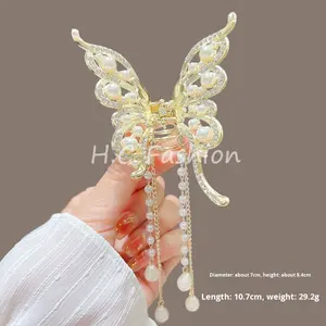 กิ๊บหนีบ<span class=keywords><strong>ผม</strong></span>โลหะสำหรับผู้หญิงสำหรับฤดูร้อนปิ่นปักผมไข่มุกประดับด้วยเม็ดเพชรด้านหลังมีพู่รูปผีเสื้อวัสดุอัลลอย - Product Image 6