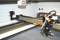 Machines de gravure laser numériques RUIDA haute performance / Graveur laser 24 " x 36 " zone de travail haute précision intelligent