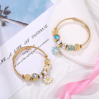 Fabricant de bijoux en gros, bracelet en acier inoxydable, breloques en alliage de zinc, perles personnalisées, bracelet de relation pour femme