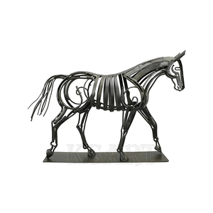 Grande figurine de cheval créative en fibre de verre en résine pour articles de décoration d'art de parc carré et de zone publique - Product Image 6