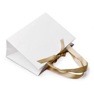 Tùy chỉnh cao cấp sang trọng bền mờ giấy Quà Tặng mua sắm Túi với dây thừng xử lý và chết cắt cho Bow-Tie trang trí nội thất - Product Image 3