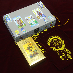 <span class=keywords><strong>2025</strong></span> New vàng lá Tarot thẻ Set PET không thấm nước dập nóng in ấn chơi nhựa Tarot thẻ - Product Image 2