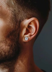 Direct Factory Supply Moissanite Engagement Earrings For Women Designed For Engagement Parties Wedding Available For Sale - Product Image 3