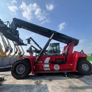 Reach Stacker Kalmar DRT450 d'occasion, capacité 45 tonnes, hauteur de levage 15m, 5 conteneurs, grue logistique, excellent état, prix bas - Product Image 5