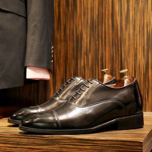 Chaussures habillées respirantes pour hommes, style britannique de luxe, grande taille, bout carré, pour mariage, mode, affaires et bureau, collection 2025 - Product Image 5