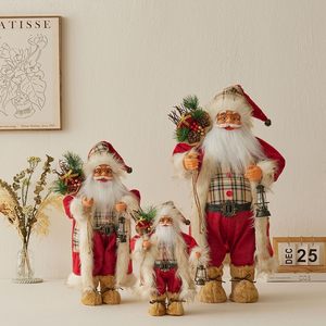 Fournitures de décoration de Noël commerciales : Père Noël et Élan en polystyrène, jouets décoratifs de Noël, boîtes cadeaux en forme d'arbre, cadeaux emballés - Product Image 1
