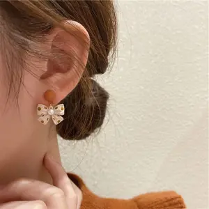 Vershal A497 New Arrival Fashionable Cute Speckle Bowknot Drop Earrings For Women