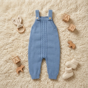 Vente en gros - Combinaison bébé tricotée unisexe en viscose/nylon/polyester à motif cœur mignon pour l'automne - Product Image 3