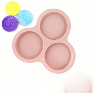 Moule en silicone écologique à 3 cavités cylindriques pour la fabrication de savons, bougies et résines DIY OEM/ODM - Product Image 1