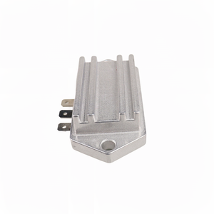 Régulateur de tension 12317515319 12317540655 pour BMW E60/E46 2000-2007, Régulateur de tension d'<span class=keywords><strong>alternateur</strong></span> Bosch <span class=keywords><strong>Prix</strong></span> de gros - Product Image 4