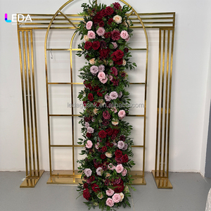 Centro de Mesa LEDA Hecho a Mano con Flores Mixtas de Seda, Hojas Verdes Artificiales, Guirnalda Floral de Tacto Natural Suave y Realista - Product Image 2