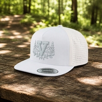 Casquette de baseball de luxe perforée au laser, personnalisée avec logo brodé OEM, en nylon, pour le golf, performance sportive, vente en gros