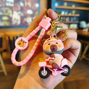 Llavero de gel de silicona Capibara en bicicleta, regalo de dibujos animados, llavero de anime lindo, colgante para bolso empaquetado individualmente - Product Image 4