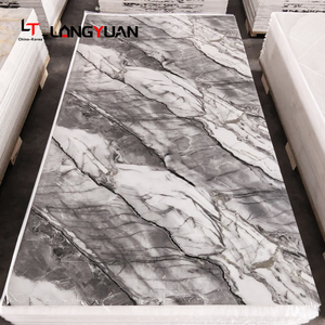 Hoja de mármol UV de plástico de PVC para decoración de interiores de estilo moderno Tablero de panel de pared de mármol de PVC artificial - Product Image 1