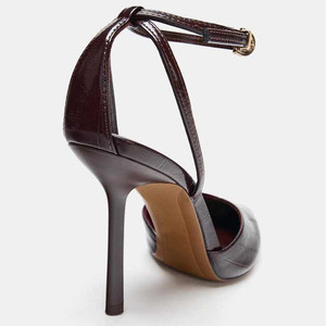 Sandales à talons hauts pour femmes en cuir verni noir à bout pointu et talon aiguille - Bout ouvert avec bride unique - Product Image 2