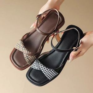 2026 Summer New Luxury Flat Sandals ultra <b>Soft</b> Sole Versatile Comfortable Women Outdoor Summer <b>Shoes</b> - Product Image 2