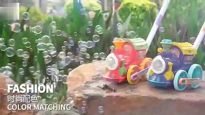 Goenb Bubble Blower Maker, Treno Di Musica a Bolle Con Luce Bubble Machine Tosaerba Giocattoli All'aperto per I Bambini Più Piccoli per La Festa Di Natale Regali Di Compleanno