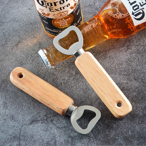 Abridor <span class=keywords><strong>de</strong></span> botellas <span class=keywords><strong>de</strong></span> acero inoxidable a precio <span class=keywords><strong>de</strong></span> fábrica con mango <span class=keywords><strong>de</strong></span> madera para quitar tapas <span class=keywords><strong>de</strong></span> cerveza y herramienta lanzadora <span class=keywords><strong>de</strong></span> cuchillas <span class=keywords><strong>de</strong></span> barra <span class=keywords><strong>de</strong></span> cocina <span class=keywords><strong>de</strong></span> vino - Product Image 2