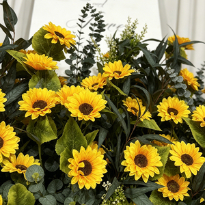 Arreglo Floral Artificial de Girasoles Brillantes y Follaje para Decoración de Base de Letrero de Bienvenida de Boda - Product Image 4