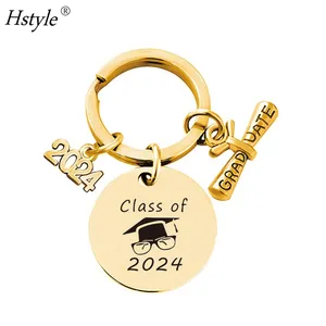 سلسلة مفاتيح لتخرج زملاءك من فئة 2024 لهذه الدرجة سلسلة مفاتيح للتخرج للنساء والفتيات طلاب الجامعة قلادة معدنية ذهبية HS1323