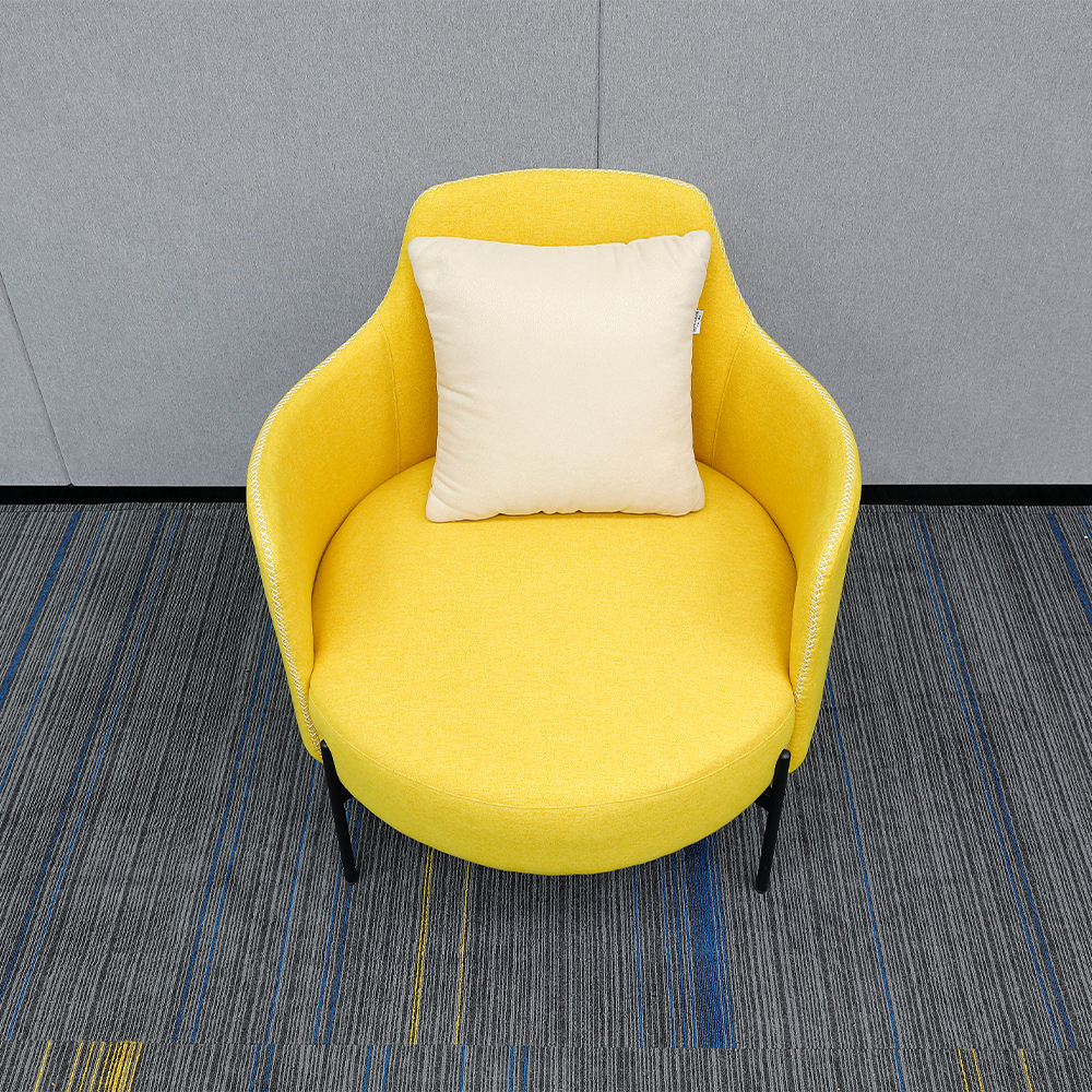 สีเหลือง