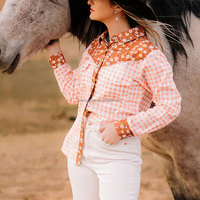 Vente en gros Chemise de fabricants occidentaux de pays sur mesure de luxe haut de gamme Chemise brodée Cowgirl Vêtements Boho pour femmes