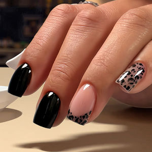Unghie Finte Adesive Leopardate Nere Vendita Calda Set da 24 Pezzi in ABS Unghie Finte Francesi per <span class=keywords><strong>Donna</strong></span> Vendita all'Ingrosso - Product Image 1