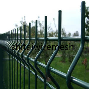 Valla curva 3D, alambre galvanizado soldado y alambre de hierro recubierto de polvo, precio de fábrica más barato para tierra grande de 4mm/5mm - Product Image 3