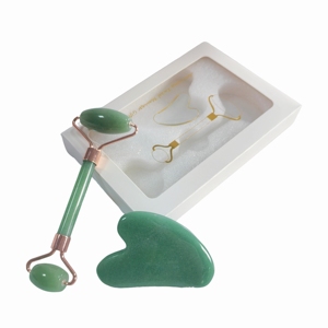 Set de Regalo de Belleza para Mujer OEM a Buen Precio, Rodillo de Cristal de Aventurina Verde y Tabla Gua Sha, Empaquetado en Caja Personalizada - Product Image 1