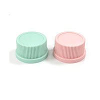 Bouchon de bouteille en gros 35 mm, bouchon à vis 35-410 avec insert à induction à chaud, couvercle en plastique anti-fuite, taille côtelée et surface mate