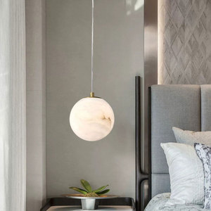 โคมไฟเพดานปรับระดับได้ VH Modern Simple ทำจากทองแดงและหินอ่อน พร้อมหลอดไฟ <span class=keywords><strong>LED</strong></span> ขนาดเล็ก สีทอง เหมาะสำหรับห้องนั่งเล่นและห้องรับประทานอาหารในบ้านพักตากอากาศ - Product Image 4