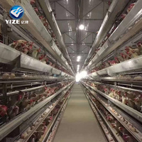 Système d'équipement avicole automatique pour l'élevage de poulets pondeurs en cages de type A pour l'utilisation en ferme avicole
