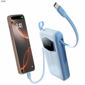 Banque d'alimentation portable 10000mAh avec 2 câbles intégrés Câble long rétractable et lanière pour un transport <span class=keywords><strong>facile</strong></span> Chargeur haute capacité - Product Image 1