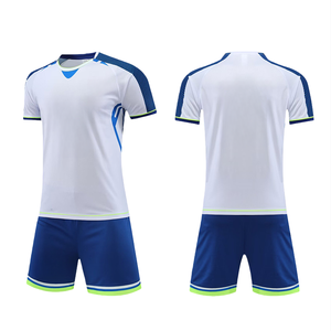 个性化舒适夏季足球队球衣，带热升华印花短袖，适合青少年比赛，适合所有年龄段 - Product Image 3