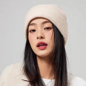 Chapeau tricoté en <span class=keywords><strong>cachemire</strong></span> femmes automne hiver nouveau visage montrant petite grosse tête chaude <span class=keywords><strong>oreille</strong></span> protégeant tissu commun à la mode - Product Image 1