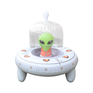 Jouets gonflables pour enfants, anneau de pulvérisation gonflable en forme d'OVNI extraterrestre personnalisé, jeux d'<span class=keywords><strong>eau</strong></span> de jardin pour enfants - Product Image 1