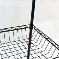 Chariot réglable de rayonnage de panier de fil métallique de chrome de stockage à la maison de 4 couches avec des roues