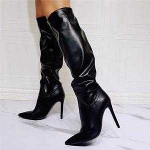 Bottes hautes pour femmes, taille 47, pour jambes larges, avec tige personnalisée, talons hauts et fins, couleur unie - Product Image 1