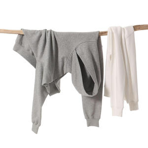Sweat-shirt à capuche unisexe ODM épais et ample avec impression en relief – Indispensable - Product Image 2