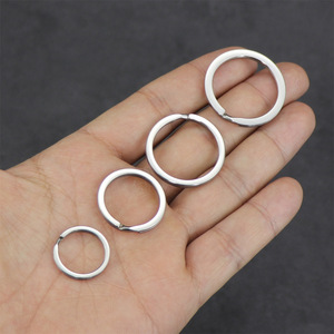 Titanium <b>Key</b> <b>Ring</b> Round Handmade Mirror Finish Metal Keychain Accessory For <b>Car</b> <b>Keys</b> - Product Image 2