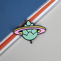 Épinglette créative personnalisée en alliage de zinc métal émail doux émail dur Anime vente en gros épingles Badges
