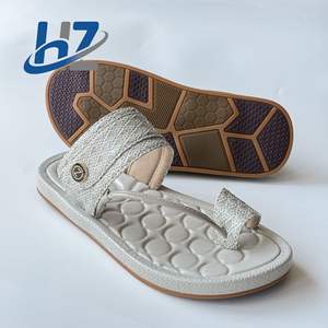 Meilleures ventes de pantoufles en PU pour garçons à fond souple Design cool antidérapant résistant à l'usure pour enfants Usine directe transfrontalière AliExpress - Product Image 2