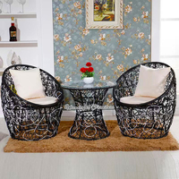Ensemble de trois pièces pour l'extérieur, balcon moderne, table à thé, jardin, hôtel, villa, patio, chaise en rotin blanc